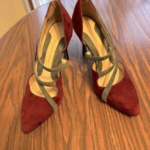Carolinna Espinosa Suede Burgundy Heels with Gray Accents size 8.5